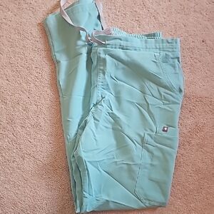 Womens Figs scrubs pants. Style Is Yola.